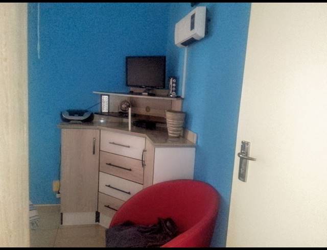 3 BEDROOM FREEHOLD FOR SALE IN PROTEA GLEN